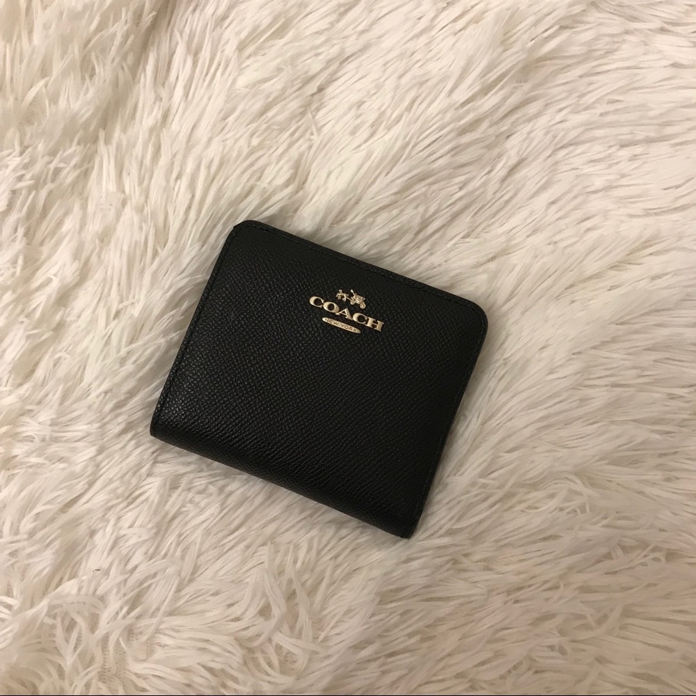 COACH COMPACT SNAP SMALL WALLET